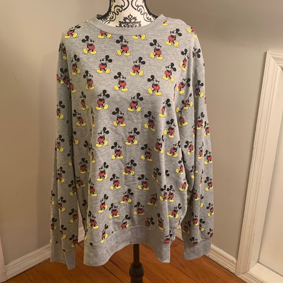 Disney Sweaters - NWT Mickey Mouse sweatshirt size XXL